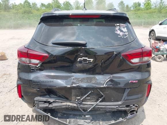 2021 Chevrolet TrailBlazer RS z VIN KL79MUSL4MB026439, wystawiony jako IAAI lot #42391431 z przebiegiem 35 420 mil mil oraz . Historia ofert i sprzedaży dostępna na DreamBid. Obrazek 16.