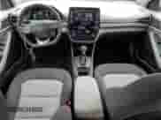 2020 Hyundai Ioniq SE с VIN KMHC75LC9LU188294, выставлен на аукционе Copart как лот 41082754 с пробегом 50 162 миль миль и . История ставок и продаж доступна на DreamBid. Изображение 8.