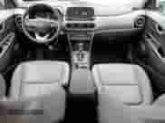 2020 Hyundai Kona Limited с VIN KM8K3CA50LU468525, выставлен на аукционе Copart как лот 66530985 с пробегом 55 915 миль миль и Списание • Salvage title. История ставок и продаж доступна на DreamBid. Изображение 8.