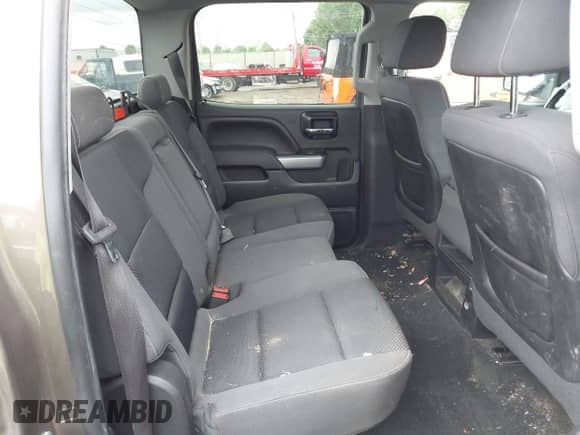 2014 Chevrolet Silverado 1500 LT z VIN 3GCUKREC5EG287065, wystawiony jako IAAI lot #42318103 z przebiegiem 156 766 mil mil oraz . Historia ofert i sprzedaży dostępna na DreamBid. Obrazek 8.