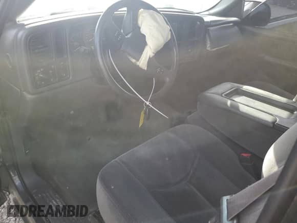 2003 GMC Sierra 1500 SLE с VIN 1GTEC14T03Z360702, выставлен на аукционе Copart как лот 71679304 с пробегом 286 473 миль миль и Списание • Salvage title. История ставок и продаж доступна на DreamBid. Изображение 8.