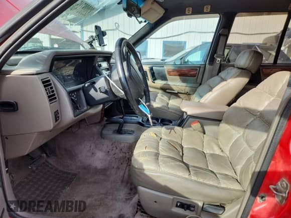 1994 Jeep Grand Cherokee Limited z VIN 1J4GZ78Y7RC139748, wystawiony jako Copart lot #82088745 z przebiegiem 240 948 mil mil oraz Szkoda całkowita • Salvage title. Historia ofert i sprzedaży dostępna na DreamBid. Obrazek 7.