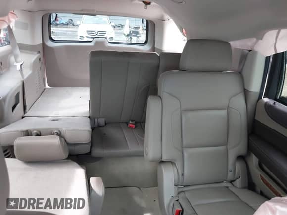 2015 Chevrolet Suburban LTZ с VIN 1GNSKKKC5FR734487, выставлен на аукционе IAAI как лот 43300616 с пробегом 63 795 миль миль и . История ставок и продаж доступна на DreamBid. Изображение 8.