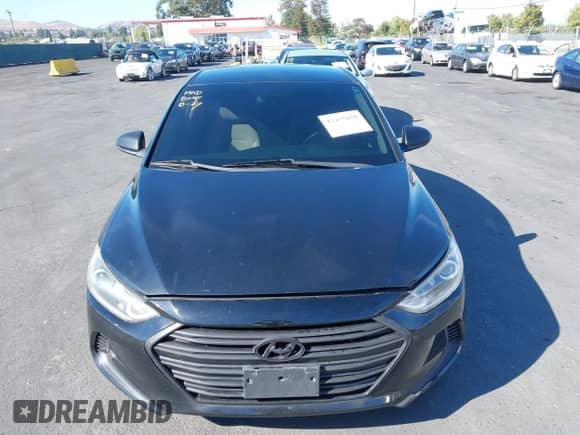 2017 Hyundai Elantra SE с VIN 5NPD84LFXHH088328, выставлен на аукционе IAAI как лот 43455650 с пробегом 235 295 миль миль и . История ставок и продаж доступна на DreamBid. Изображение 12.