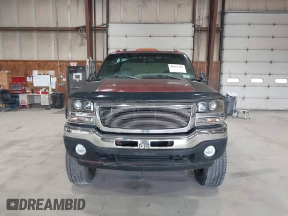 2005 GMC Sierra 1500 SLE with VIN 2GTEK13T051320443, listed as a IAAI auction lot 41966183 with 174,616 mi miles and . Bid and sale history available at DreamBid. Image 12.