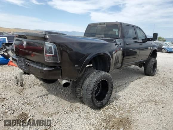 2010 Dodge 3500 SLT with VIN 3D73Y3CL4AG126894, listed as a Copart auction lot 59323515 with 86,465 mi miles and Salvage title. Bid and sale history available at DreamBid. Image 3.