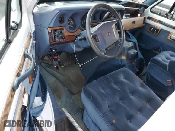 1994 Dodge Cargo с VIN 2B6HB21Y9RK563173, выставлен на аукционе Copart как лот 81448334 с пробегом 241 963 миль миль и На запчасти • Non repairable. История ставок и продаж доступна на DreamBid. Изображение 15.