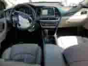 2019 Hyundai Sonata Limited с VIN KMHE34L35KA094282, выставлен на аукционе Copart как лот 71310645 с пробегом 98 241 миль миль и Списание • Salvage title. История ставок и продаж доступна на DreamBid. Изображение 8.