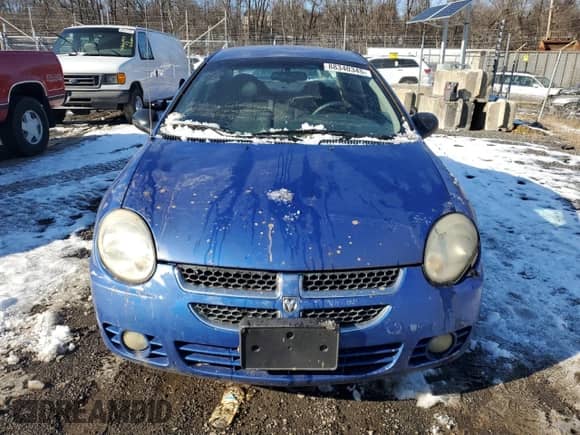 2004 Dodge Neon SXT z VIN 1B3ES56C54D562068, wystawiony jako Copart lot #88340345 z przebiegiem Nie podano mil oraz Szkoda całkowita • Salvage title. Historia ofert i sprzedaży dostępna na DreamBid. Obrazek 5.