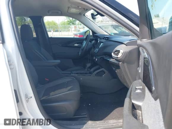 2021 Chevrolet TrailBlazer LT с VIN KL79MRSL7MB168975, выставлен на аукционе IAAI как лот 42162296 с пробегом 73 184 миль миль и . История ставок и продаж доступна на DreamBid. Изображение 5.