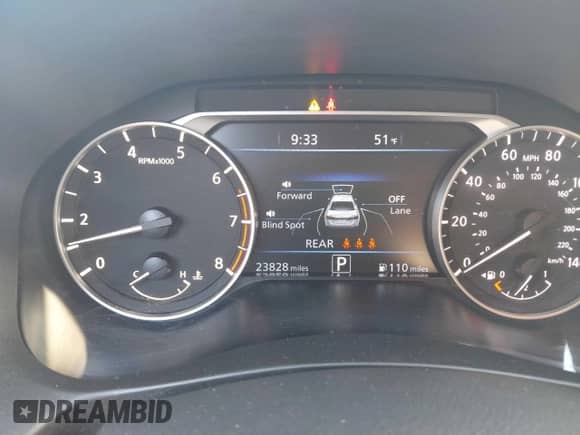 2024 Nissan Altima SV z VIN 1N4BL4DV9RN423680, wystawiony jako Copart lot #89628135 z przebiegiem 23 828 mil mil oraz Czysty tytuł • Clean title. Historia ofert i sprzedaży dostępna na DreamBid. Obrazek 8.