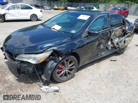 2017 Toyota Camry LE with VIN 4T1BF1FK3HU298260, listed as a IAAI auction lot 42744495 with 121,958 mi miles and . Bid and sale history available at DreamBid. Image 2.