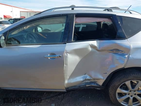 2012 Nissan Murano SL z VIN JN8AZ1MU4CW120063, wystawiony jako IAAI lot #41347204 z przebiegiem 122 591 mil mil oraz . Historia ofert i sprzedaży dostępna na DreamBid. Obrazek 15.