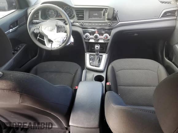 2019 Hyundai Elantra SE z VIN 5NPD74LF0KH495021, wystawiony jako Copart lot #82266305 z przebiegiem 62 378 mil mil oraz Szkoda całkowita • Salvage title. Historia ofert i sprzedaży dostępna na DreamBid. Obrazek 8.