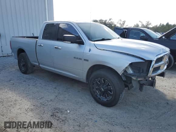 2010 Dodge 1500 SLT z VIN 1D7RV1GT0AS194572, wystawiony jako Copart lot #76849134 z przebiegiem 214 871 mil mil oraz Szkoda całkowita • Salvage title. Historia ofert i sprzedaży dostępna na DreamBid. Obrazek 4.