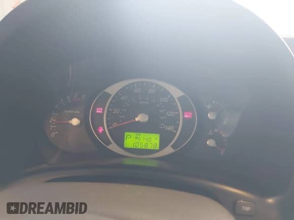 2007 Hyundai Tucson SE z VIN KM8JN72D47U494117, wystawiony jako IAAI lot #43117733 z przebiegiem 105 878 mil mil oraz . Historia ofert i sprzedaży dostępna na DreamBid. Obrazek 7.