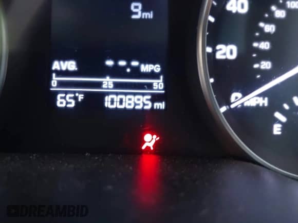 2017 Hyundai Elantra SE with VIN 5NPD84LF9HH046782, listed as a IAAI auction lot 43357114 with 100,895 mi miles and . Bid and sale history available at DreamBid. Image 15.