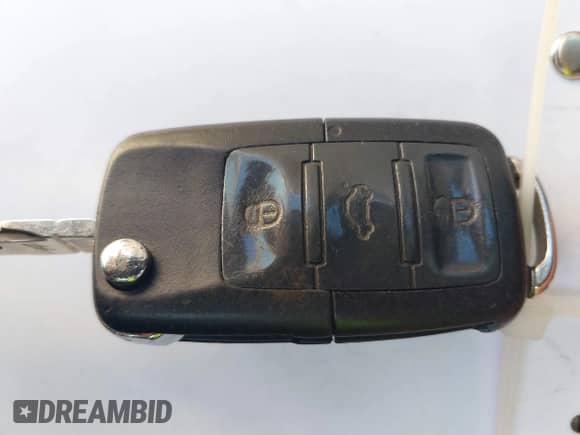 2009 Volkswagen Tiguan S с VIN WVGAV75N69W002294, выставлен на аукционе IAAI как лот 43149013 с пробегом 109 635 миль миль и . История ставок и продаж доступна на DreamBid. Изображение 11.