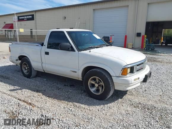 1997 Chevrolet S-10 LS с VIN 1GCCS1446VK137689, выставлен на аукционе IAAI как лот 43476760 с пробегом 189 423 миль миль и . История ставок и продаж доступна на DreamBid. Изображение 1.