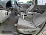 2011 Toyota Camry LE z VIN 4T1BF3EK4BU719780, wystawiony jako Copart lot #66143165 z przebiegiem 102 886 mil mil oraz Nie do naprawy • Non repairable. Historia ofert i sprzedaży dostępna na DreamBid. Obrazek 7.