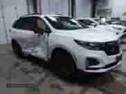 2024 Chevrolet Equinox RS z VIN 3GNAXWEG7RL221028, wystawiony jako IAAI lot #41453274 z przebiegiem 6 275 mil mil oraz . Historia ofert i sprzedaży dostępna na DreamBid. Obrazek 1.