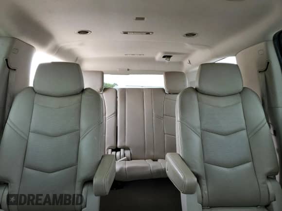 2016 Cadillac Escalade ESV Luxury Collection с VIN 1GYS3HKJ1GR244616, выставлен на аукционе Copart как лот 63190195 с пробегом 136 422 миль миль и Списание • Salvage title. История ставок и продаж доступна на DreamBid. Изображение 10.