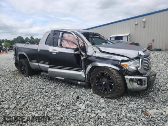 2016 Toyota Tundra Limited z VIN 5TFBW5F19GX501782, wystawiony jako Copart lot #69776075 z przebiegiem Nie podano mil oraz Czysty tytuł • Clean title. Historia ofert i sprzedaży dostępna na DreamBid. Obrazek 4.