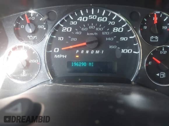 2013 Chevrolet Express Cargo z VIN 1GCWGFCA9D1141338, wystawiony jako IAAI lot #43226135 z przebiegiem 196 290 mil mil oraz . Historia ofert i sprzedaży dostępna na DreamBid. Obrazek 15.