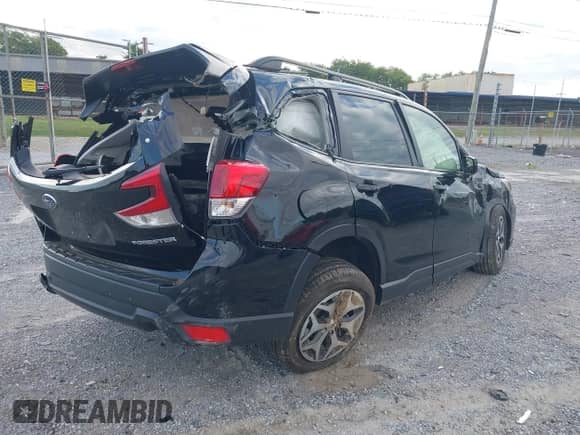 2021 Subaru Forester Premium with VIN JF2SKAJC9MH569973, listed as a IAAI auction lot 42895407 with 45,769 mi miles and . Bid and sale history available at DreamBid. Image 4.