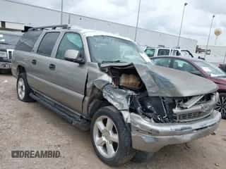 2002 Chevrolet Suburban Z71 с VIN 3GNFK16Z12G302970, выставлен на аукционе IAAI как лот 41961193 с пробегом 245 497 миль миль и . История ставок и продаж доступна на DreamBid. Изображение 1.