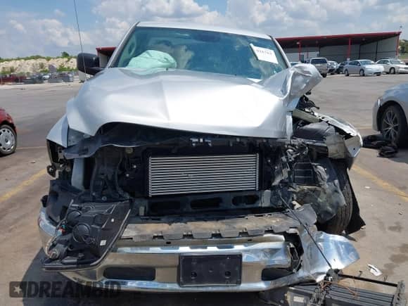 2016 Ram 1500 Tradesman с VIN 1C6RR6FM5GS210237, выставлен на аукционе IAAI как лот 43016763 с пробегом 165 421 миль миль и . История ставок и продаж доступна на DreamBid. Изображение 12.