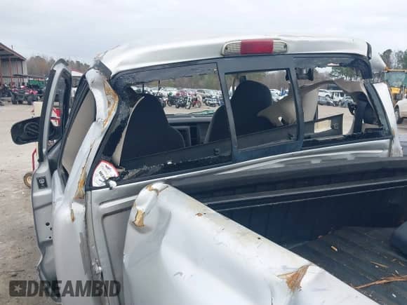 2001 Dodge Dakota Sport с VIN 1B7GG22N61S260178, выставлен на аукционе IAAI как лот 41033073 с пробегом Не указан миль и . История ставок и продаж доступна на DreamBid. Изображение 13.