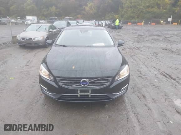 2015 Volvo S60 T5 Premier с VIN YV1612TKXF2338061, выставлен на аукционе IAAI как лот 43391459 с пробегом 103 198 миль миль и . История ставок и продаж доступна на DreamBid. Изображение 12.