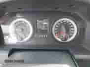 2014 Ram 1500 Express z VIN 3C6JR6AT4EG277959, wystawiony jako IAAI lot #41501818 z przebiegiem 128 067 mil mil oraz . Historia ofert i sprzedaży dostępna na DreamBid. Obrazek 7.