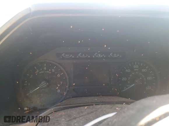 2016 Ford F-150 XL z VIN 1FTMF1C8XGKE90811, wystawiony jako Copart lot #81867245 z przebiegiem Nie podano mil oraz Szkoda całkowita • Salvage title. Historia ofert i sprzedaży dostępna na DreamBid. Obrazek 9.