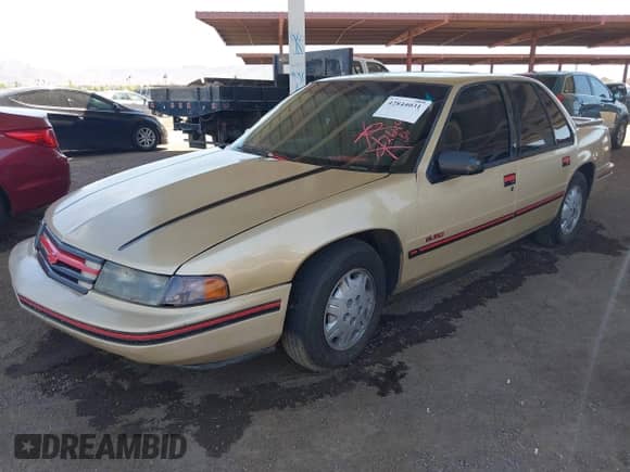 1993 Chevrolet Lumina Euro с VIN 2G1WN54T8P9264931, выставлен на аукционе IAAI как лот 42844031 с пробегом 176 955 миль миль и . История ставок и продаж доступна на DreamBid. Изображение 2.