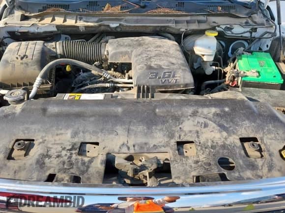 2021 Ram 1500 Tradesman z VIN 1C6RR6FG4MS563946, wystawiony jako Copart lot #81601875 z przebiegiem 40 273 mil mil oraz Czysty tytuł • Clean title. Historia ofert i sprzedaży dostępna na DreamBid. Obrazek 11.