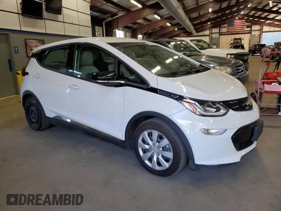 2019 Chevrolet Bolt EV z VIN 1GBJF1G03K4106912, wystawiony jako Copart lot #71008813 z przebiegiem 55 780 mil mil oraz . Historia ofert i sprzedaży dostępna na DreamBid. Obrazek 4.