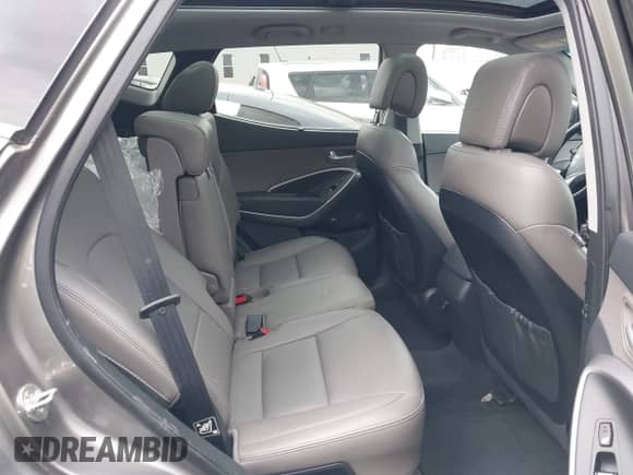 2016 Hyundai Santa Fe с VIN 5XYZW4LA2GG314917, выставлен на аукционе IAAI как лот 42021672 с пробегом 63 240 миль миль и . История ставок и продаж доступна на DreamBid. Изображение 8.