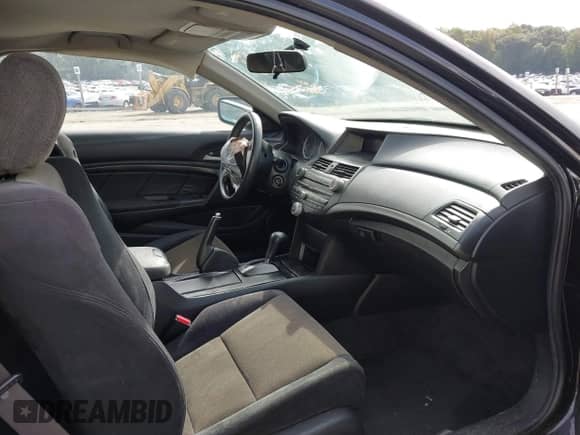 2008 Honda Accord LX-S with VIN 1HGCS12398A002177, listed as a IAAI auction lot 43008814 with 316,850 mi miles and . Bid and sale history available at DreamBid. Image 5.