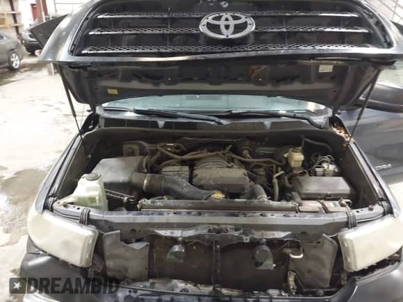 2008 Toyota Tundra z VIN 5TFRT54198X023567, wystawiony jako IAAI lot #43289726 z przebiegiem 185 308 mil mil oraz . Historia ofert i sprzedaży dostępna na DreamBid. Obrazek 10.