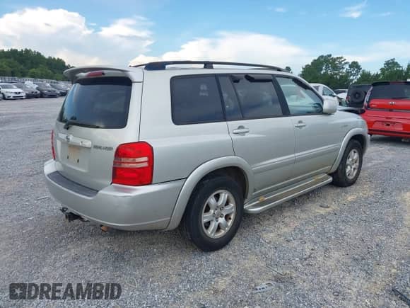 2003 Toyota Highlander с VIN JTEGF21A230085942, выставлен на аукционе IAAI как лот 42895495 с пробегом 233 898 миль миль и . История ставок и продаж доступна на DreamBid. Изображение 4.