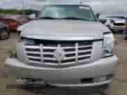 2009 Cadillac Escalade with VIN 1GYFK132X9R147954, listed as a Copart auction lot 57889875 with 216,599 mi miles and Clean title. Bid and sale history available at DreamBid. Image 5.