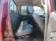 2003 Dodge 1500 ST z VIN 1D7HU18N73J642085, wystawiony jako Copart lot #63750395 z przebiegiem 278 158 mil mil oraz Czysty tytuł • Clean title. Historia ofert i sprzedaży dostępna na DreamBid. Obrazek 10.