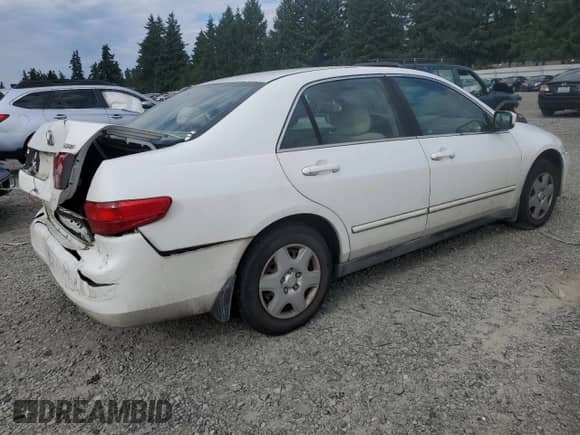 2005 Honda Accord LX with VIN 1HGCM56475A033203, listed as a Copart auction lot 69696325 with 274,297 mi miles and Salvage title. Bid and sale history available at DreamBid. Image 3.