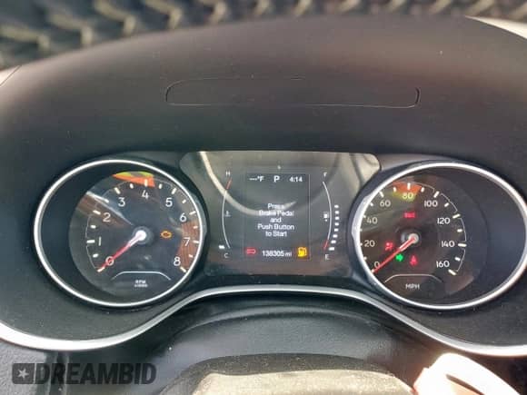 2019 Jeep Compass Latitude z VIN 3C4NJCBB5KT726090, wystawiony jako Copart lot #67247035 z przebiegiem 138 305 mil mil oraz Szkoda całkowita • Salvage title. Historia ofert i sprzedaży dostępna na DreamBid. Obrazek 9.