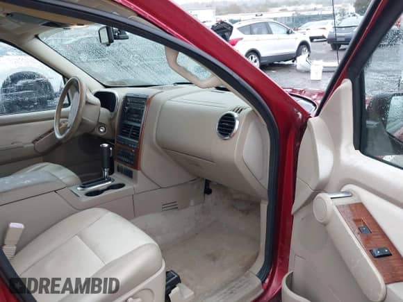 2008 Ford Explorer Eddie Bauer with VIN 1FMEU74868UA13015, listed as a IAAI auction lot 43428397 with 209,692 mi miles and . Bid and sale history available at DreamBid. Image 5.