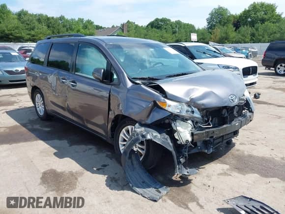2015 Toyota Sienna XLE with VIN 5TDYK3DCXFS633128, listed as a IAAI auction lot 42527073 with 149,926 mi miles and . Bid and sale history available at DreamBid. Image 6.
