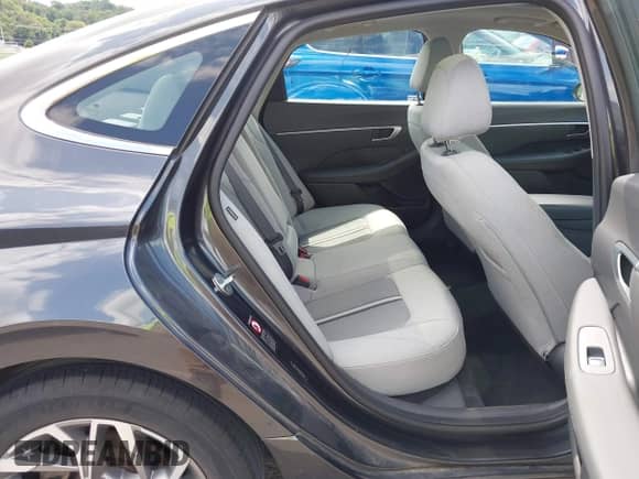 2021 Hyundai Sonata SEL с VIN 5NPEF4JA9MH092785, выставлен на аукционе IAAI как лот 43034309 с пробегом 32 914 миль миль и . История ставок и продаж доступна на DreamBid. Изображение 8.