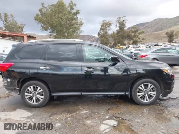 2018 Nissan Pathfinder S z VIN 5N1DR2MN1JC640710, wystawiony jako IAAI lot #41589166 z przebiegiem 93 554 mil mil oraz . Historia ofert i sprzedaży dostępna na DreamBid. Obrazek 14.